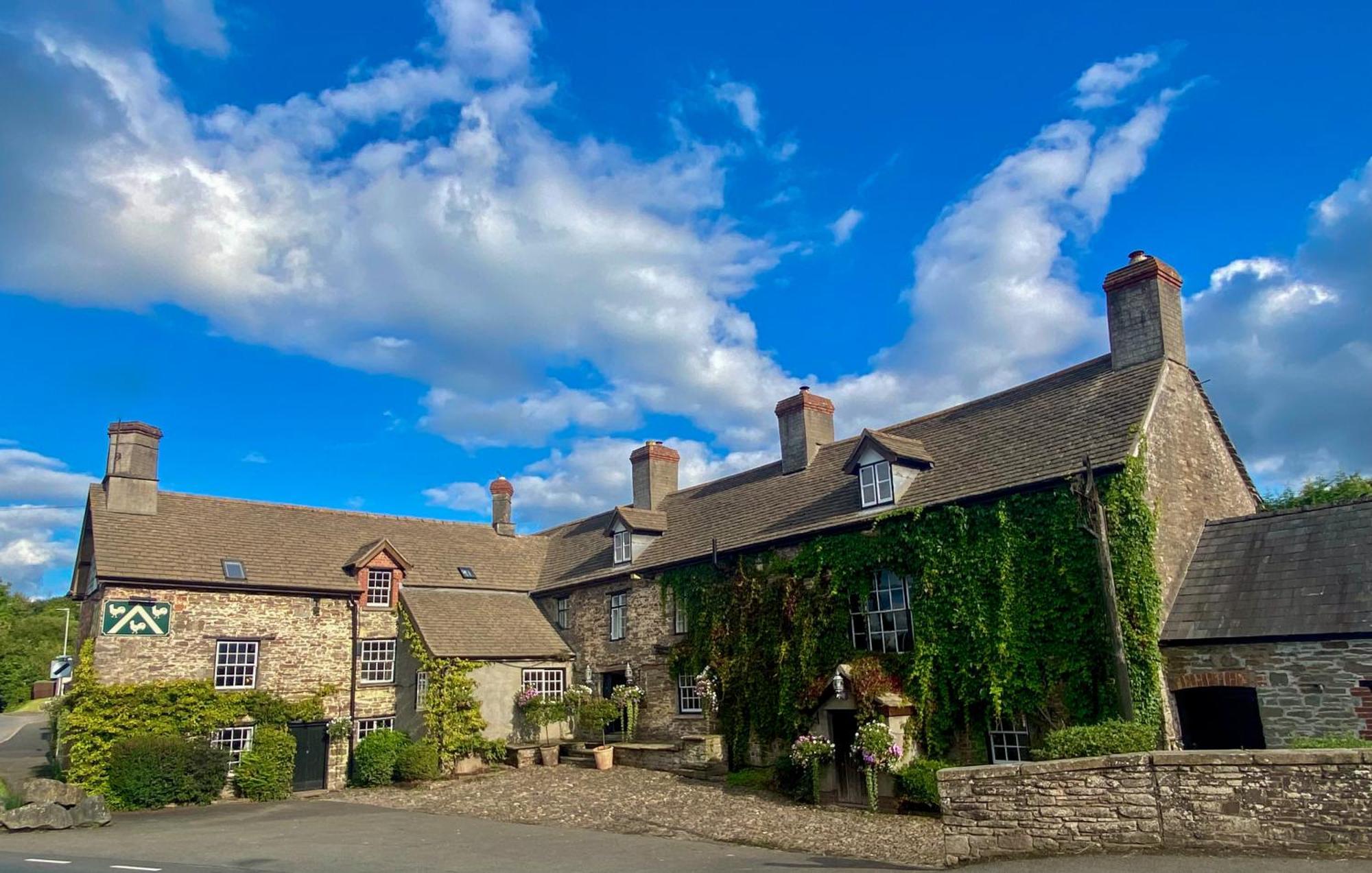 Three Cocks Hotel Brecon Dış mekan fotoğraf